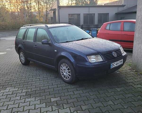 Фольксваген Бора 2001 у Остоге на Automoto.ua Синій Фольксваген Бора, об'ємом двигуна 1.6 л та пробігом 250 тис. км за 3400 $, фото 1 на Automoto.ua