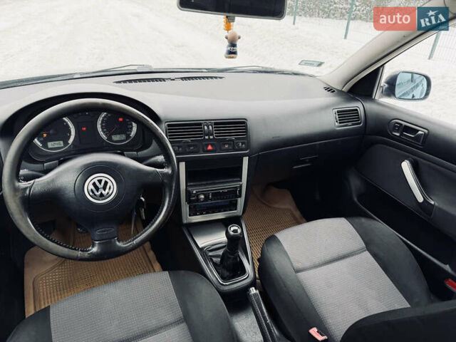 Синий Фольксваген Бора, объемом двигателя 1.9 л и пробегом 430 тыс. км за 2800 $, фото 1 на Automoto.ua