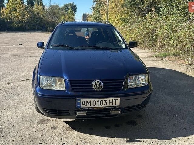 Синій Фольксваген Бора, об'ємом двигуна 1.9 л та пробігом 295 тис. км за 4222 $, фото 1 на Automoto.ua