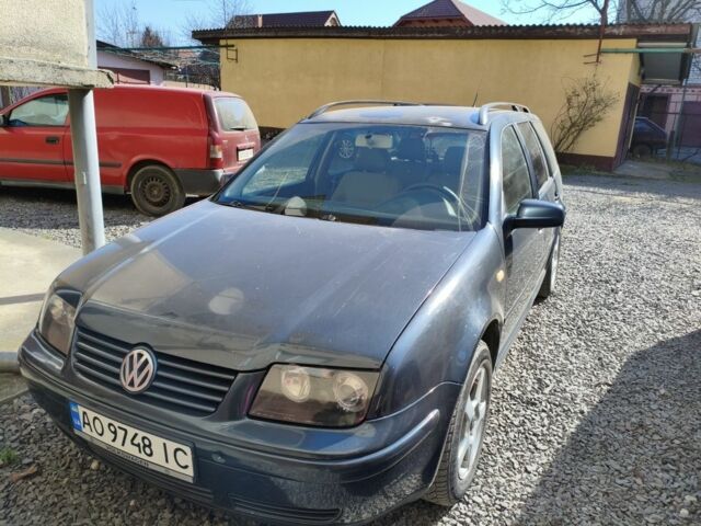 Синий Фольксваген Бора, объемом двигателя 1.9 л и пробегом 360 тыс. км за 2800 $, фото 1 на Automoto.ua