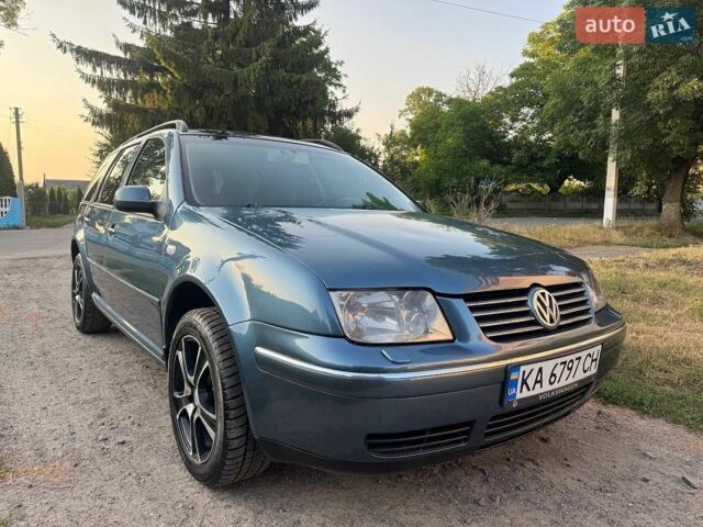 Синій Фольксваген Бора, об'ємом двигуна 1.9 л та пробігом 354 тис. км за 3850 $, фото 1 на Automoto.ua