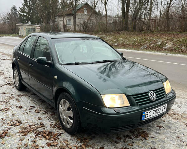 Зелений Фольксваген Бора, об'ємом двигуна 1.9 л та пробігом 300 тис. км за 3250 $, фото 1 на Automoto.ua