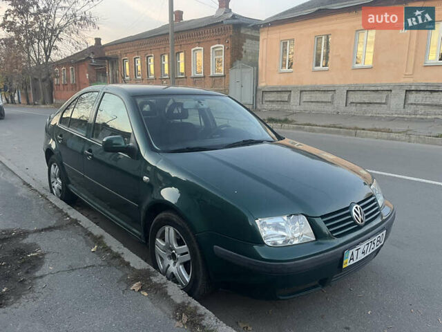 Зеленый Фольксваген Бора, объемом двигателя 1.39 л и пробегом 265 тыс. км за 2900 $, фото 1 на Automoto.ua