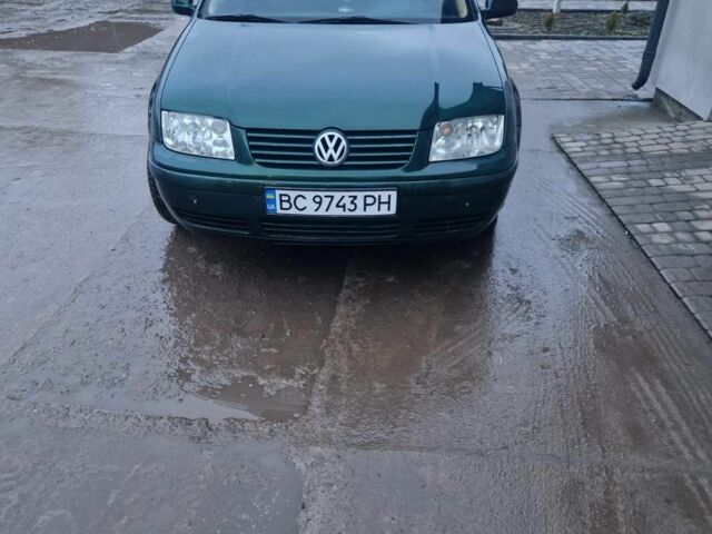 Зеленый Фольксваген Бора, объемом двигателя 1.6 л и пробегом 274 тыс. км за 3000 $, фото 1 на Automoto.ua