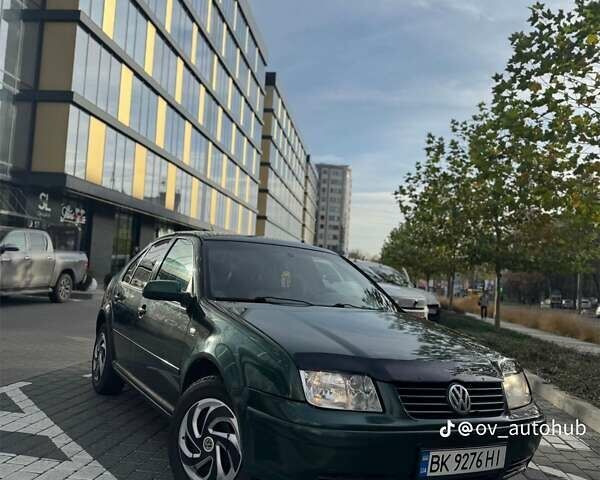 Зеленый Фольксваген Бора, объемом двигателя 1.98 л и пробегом 300 тыс. км за 4200 $, фото 1 на Automoto.ua