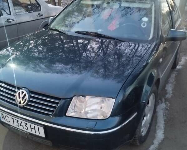 Зеленый Фольксваген Бора, объемом двигателя 1.98 л и пробегом 300 тыс. км за 4000 $, фото 1 на Automoto.ua