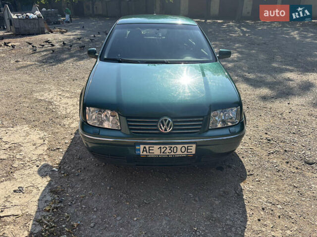 Зелений Фольксваген Бора, об'ємом двигуна 2 л та пробігом 276 тис. км за 4300 $, фото 1 на Automoto.ua