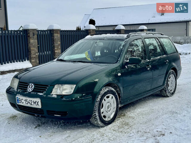 Зелений Фольксваген Бора, об'ємом двигуна 1.6 л та пробігом 280 тис. км за 3999 $, фото 1 на Automoto.ua