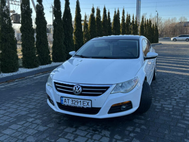 Белый Фольксваген CC / Passat CC, объемом двигателя 2 л и пробегом 285 тыс. км за 8500 $, фото 1 на Automoto.ua