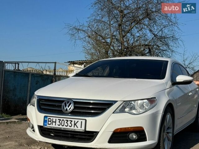 Белый Фольксваген CC / Passat CC, объемом двигателя 1.98 л и пробегом 240 тыс. км за 7500 $, фото 1 на Automoto.ua
