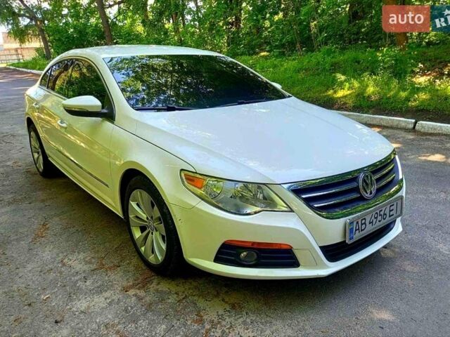 Білий Фольксваген CC / Passat CC, об'ємом двигуна 2 л та пробігом 325 тис. км за 9700 $, фото 1 на Automoto.ua