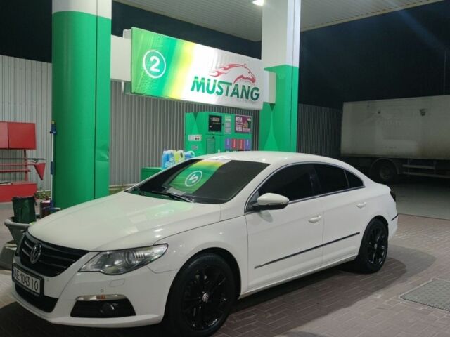 Білий Фольксваген CC / Passat CC, об'ємом двигуна 1.8 л та пробігом 225 тис. км за 7399 $, фото 1 на Automoto.ua