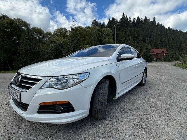 Белый Фольксваген CC / Passat CC, объемом двигателя 1.98 л и пробегом 269 тыс. км за 7600 $, фото 1 на Automoto.ua