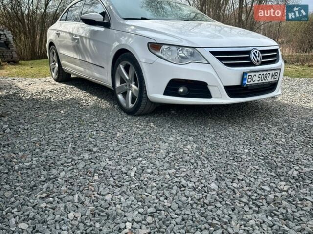 Белый Фольксваген CC / Passat CC, объемом двигателя 1.98 л и пробегом 296 тыс. км за 6800 $, фото 1 на Automoto.ua