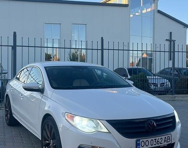 Белый Фольксваген CC / Passat CC, объемом двигателя 1.98 л и пробегом 236 тыс. км за 7000 $, фото 1 на Automoto.ua
