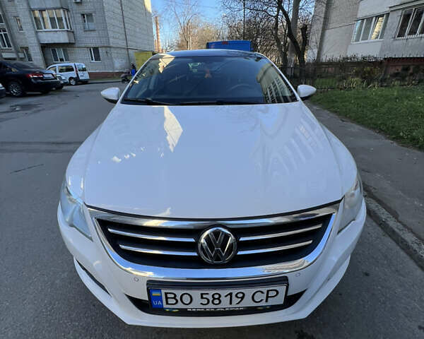 Белый Фольксваген CC / Passat CC, объемом двигателя 1.8 л и пробегом 235 тыс. км за 8500 $, фото 1 на Automoto.ua