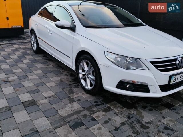 Білий Фольксваген CC / Passat CC, об'ємом двигуна 1.8 л та пробігом 260 тис. км за 8300 $, фото 1 на Automoto.ua