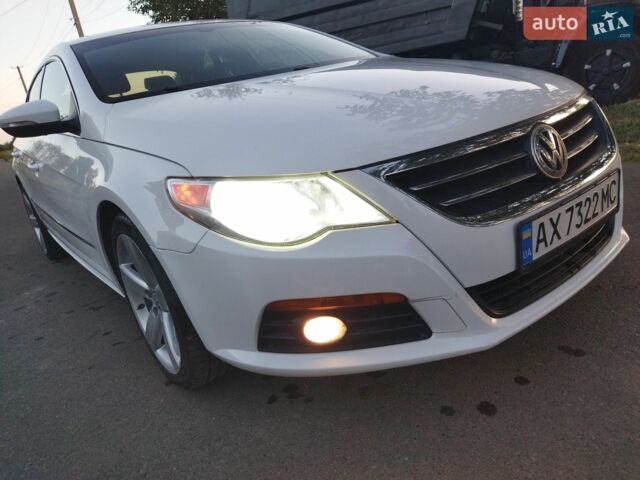 Білий Фольксваген CC / Passat CC, об'ємом двигуна 1.98 л та пробігом 270 тис. км за 7500 $, фото 1 на Automoto.ua