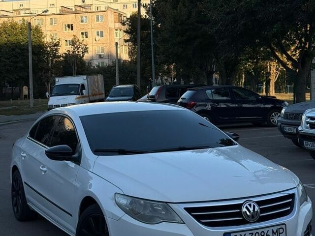 Білий Фольксваген CC / Passat CC, об'ємом двигуна 1.98 л та пробігом 281 тис. км за 7777 $, фото 1 на Automoto.ua