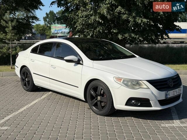 Белый Фольксваген CC / Passat CC, объемом двигателя 2 л и пробегом 309 тыс. км за 6999 $, фото 1 на Automoto.ua