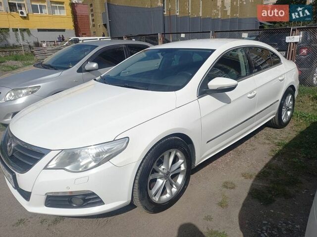 Белый Фольксваген CC / Passat CC, объемом двигателя 1.8 л и пробегом 187 тыс. км за 7525 $, фото 1 на Automoto.ua