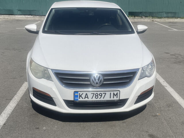 Белый Фольксваген CC / Passat CC, объемом двигателя 1.98 л и пробегом 245 тыс. км за 8200 $, фото 1 на Automoto.ua