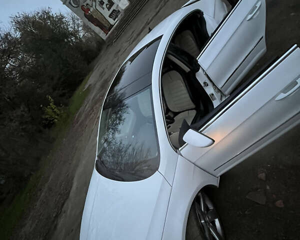 Белый Фольксваген CC / Passat CC, объемом двигателя 1.98 л и пробегом 247 тыс. км за 9200 $, фото 1 на Automoto.ua