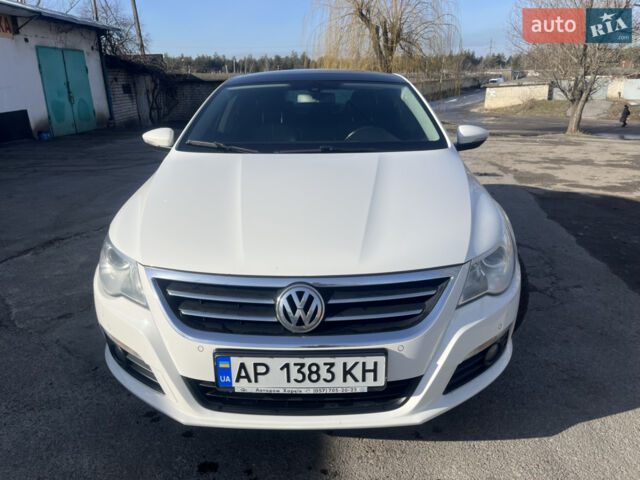 Білий Фольксваген CC / Passat CC, об'ємом двигуна 1.8 л та пробігом 200 тис. км за 9000 $, фото 1 на Automoto.ua