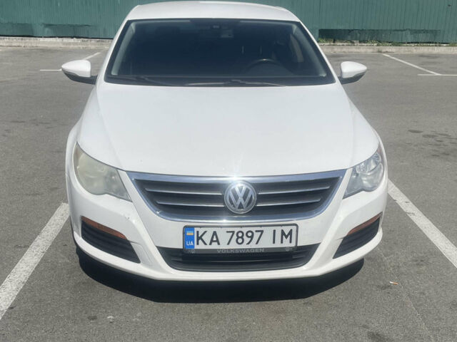 Белый Фольксваген CC / Passat CC, объемом двигателя 1.98 л и пробегом 245 тыс. км за 8200 $, фото 1 на Automoto.ua