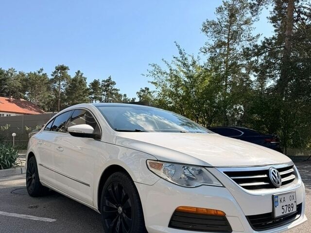 Белый Фольксваген CC / Passat CC, объемом двигателя 1.98 л и пробегом 155 тыс. км за 9200 $, фото 1 на Automoto.ua