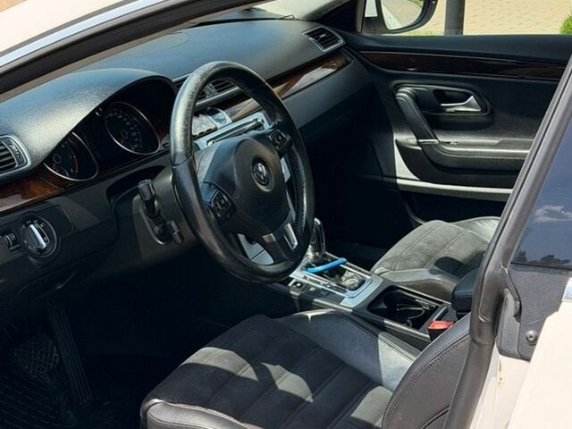 Белый Фольксваген CC / Passat CC, объемом двигателя 1.8 л и пробегом 168 тыс. км за 8500 $, фото 1 на Automoto.ua