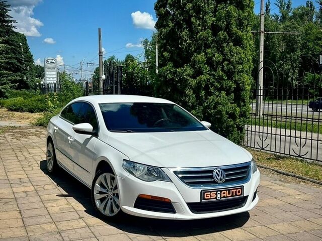 Белый Фольксваген CC / Passat CC, объемом двигателя 1.98 л и пробегом 179 тыс. км за 5400 $, фото 1 на Automoto.ua