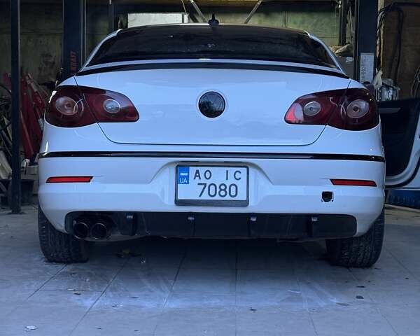 Білий Фольксваген CC / Passat CC, об'ємом двигуна 1.98 л та пробігом 175 тис. км за 8500 $, фото 1 на Automoto.ua