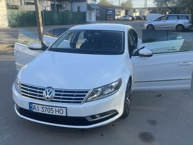 Белый Фольксваген CC / Passat CC, объемом двигателя 2 л и пробегом 148 тыс. км за 10996 $, фото 1 на Automoto.ua