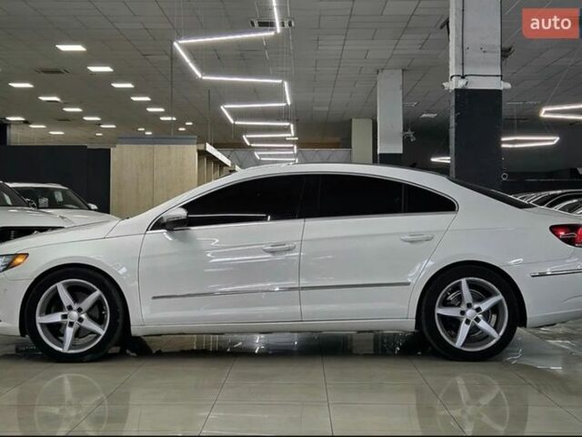 Білий Фольксваген CC / Passat CC, об'ємом двигуна 1.98 л та пробігом 236 тис. км за 10200 $, фото 1 на Automoto.ua