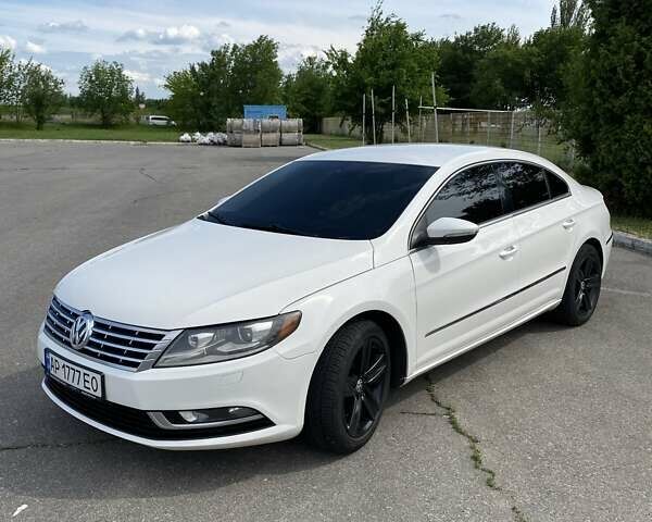 Белый Фольксваген CC / Passat CC, объемом двигателя 2 л и пробегом 147 тыс. км за 13450 $, фото 1 на Automoto.ua