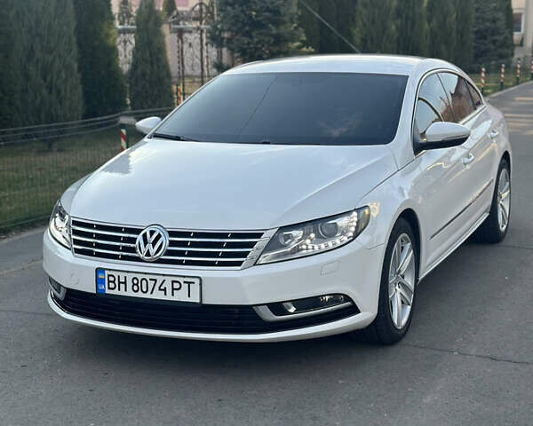 Белый Фольксваген CC / Passat CC, объемом двигателя 1.98 л и пробегом 244 тыс. км за 10000 $, фото 1 на Automoto.ua