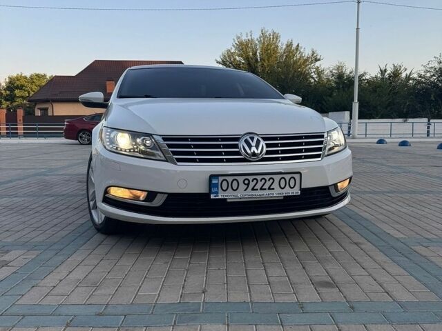 Білий Фольксваген CC / Passat CC, об'ємом двигуна 2 л та пробігом 230 тис. км за 10794 $, фото 1 на Automoto.ua