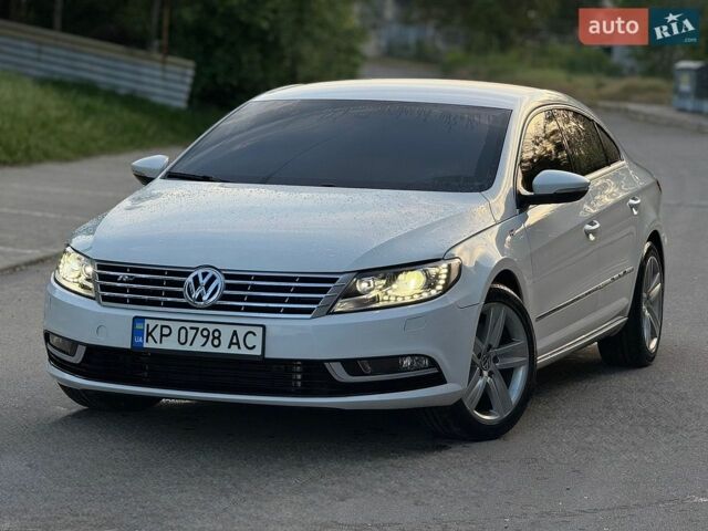 Белый Фольксваген CC / Passat CC, объемом двигателя 2 л и пробегом 160 тыс. км за 9200 $, фото 1 на Automoto.ua