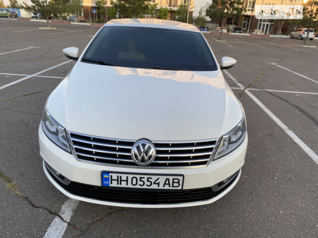 Білий Фольксваген CC / Passat CC, об'ємом двигуна 1.98 л та пробігом 182 тис. км за 11500 $, фото 1 на Automoto.ua