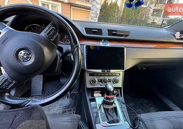 Белый Фольксваген CC / Passat CC, объемом двигателя 1.8 л и пробегом 220 тыс. км за 9200 $, фото 1 на Automoto.ua