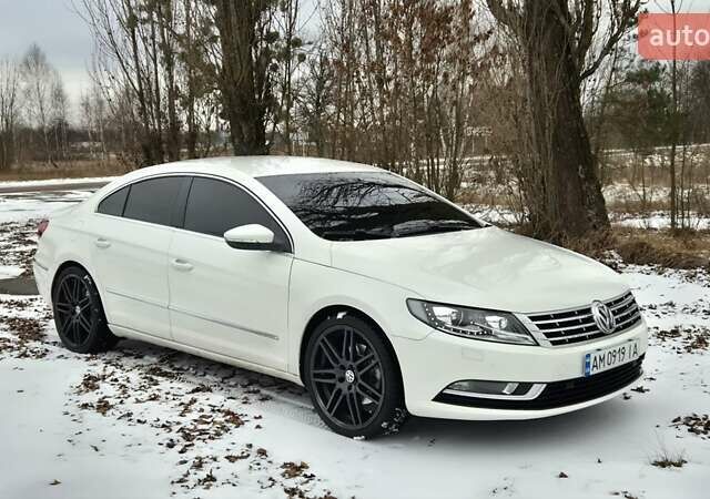 Білий Фольксваген CC / Passat CC, об'ємом двигуна 1.98 л та пробігом 222 тис. км за 12000 $, фото 1 на Automoto.ua