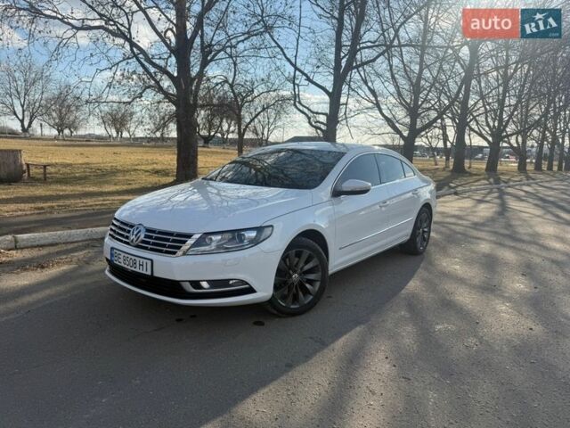 Білий Фольксваген CC / Passat CC, об'ємом двигуна 1.98 л та пробігом 196 тис. км за 10000 $, фото 1 на Automoto.ua