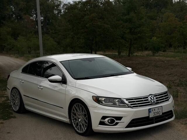 Белый Фольксваген CC / Passat CC, объемом двигателя 1.98 л и пробегом 200 тыс. км за 8900 $, фото 1 на Automoto.ua