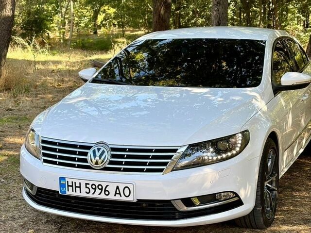 Білий Фольксваген CC / Passat CC, об'ємом двигуна 1.97 л та пробігом 193 тис. км за 14000 $, фото 1 на Automoto.ua