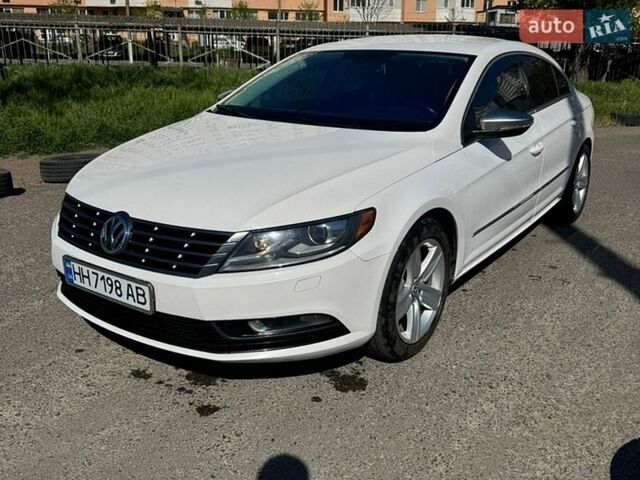 Белый Фольксваген CC / Passat CC, объемом двигателя 1.98 л и пробегом 175 тыс. км за 10950 $, фото 1 на Automoto.ua
