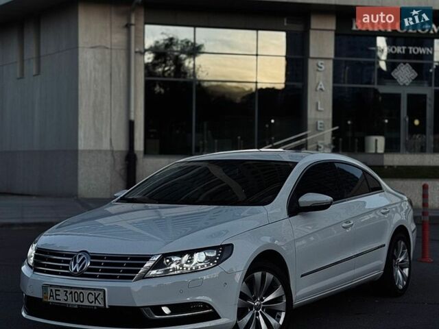 Белый Фольксваген CC / Passat CC, объемом двигателя 1.97 л и пробегом 173 тыс. км за 11799 $, фото 1 на Automoto.ua