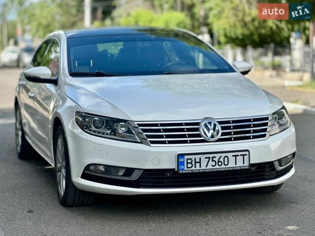 Белый Фольксваген CC / Passat CC, объемом двигателя 1.8 л и пробегом 130 тыс. км за 8000 $, фото 1 на Automoto.ua