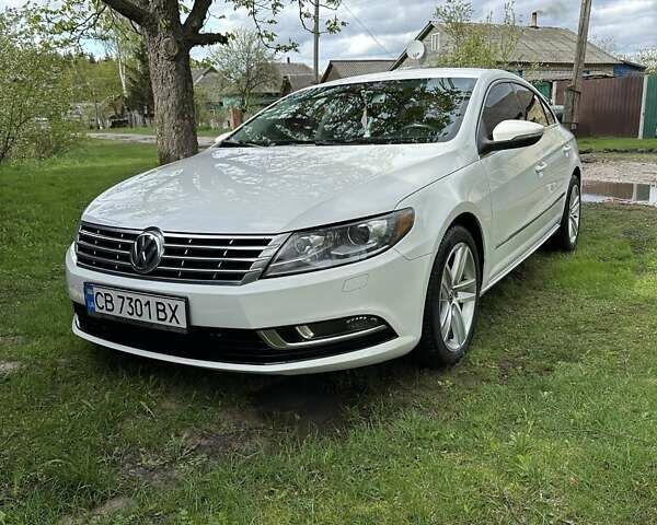 Белый Фольксваген CC / Passat CC, объемом двигателя 1.98 л и пробегом 114 тыс. км за 10000 $, фото 1 на Automoto.ua