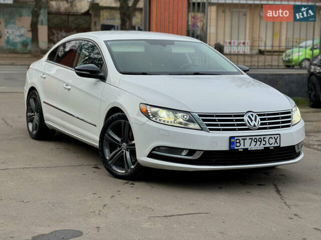 Белый Фольксваген CC / Passat CC, объемом двигателя 2 л и пробегом 239 тыс. км за 9500 $, фото 1 на Automoto.ua